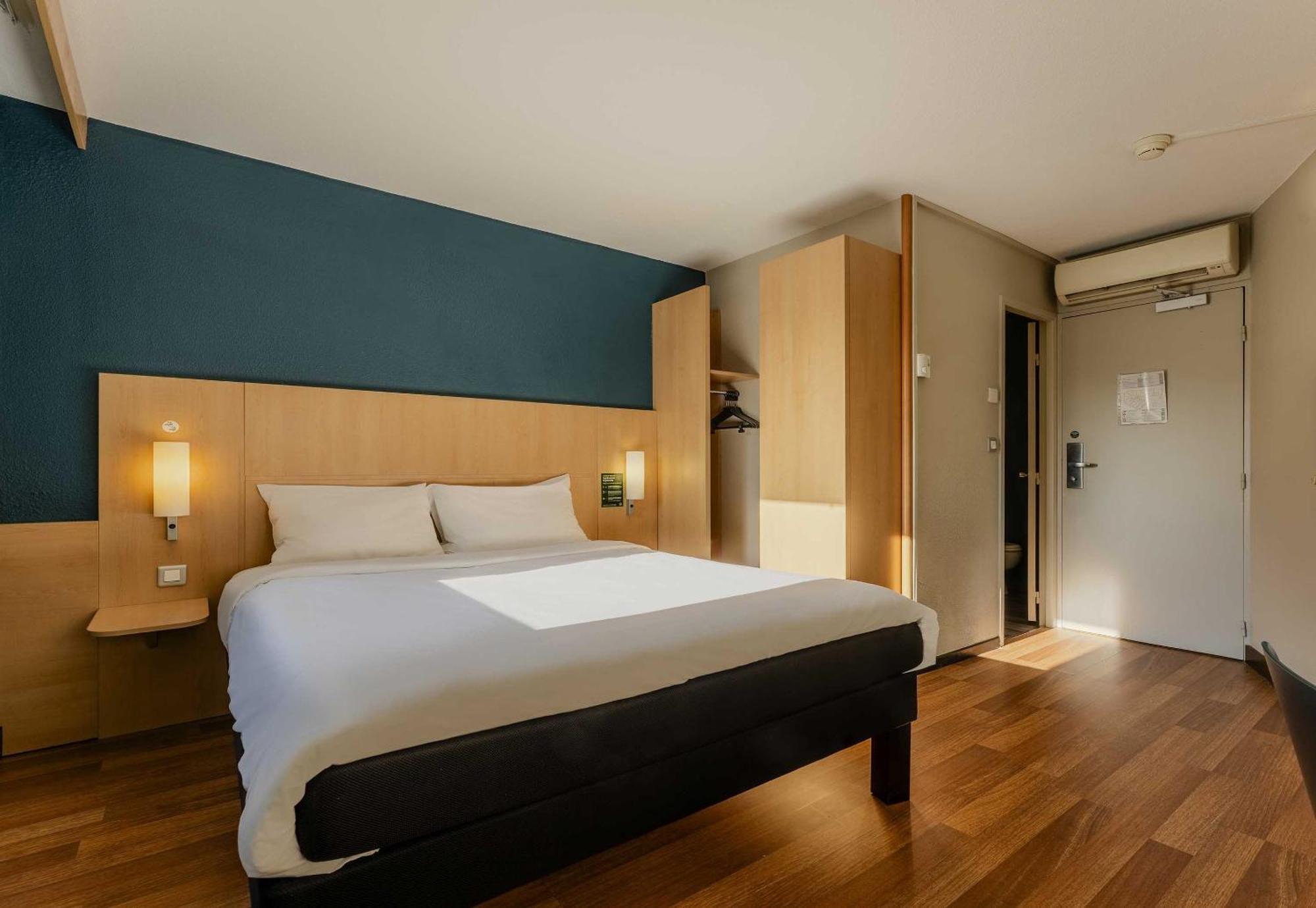 B&B Hotel Lille Roubaix Centre Grand-Place Esterno foto