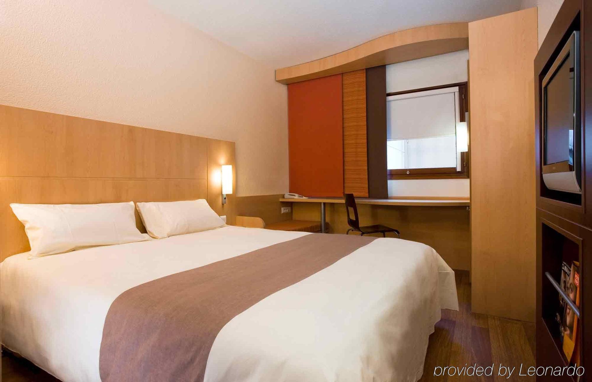 B&B Hotel Lille Roubaix Centre Grand-Place Esterno foto