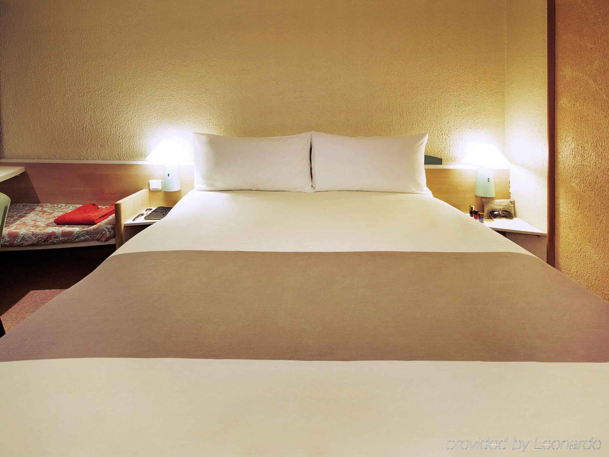 B&B Hotel Lille Roubaix Centre Grand-Place Esterno foto